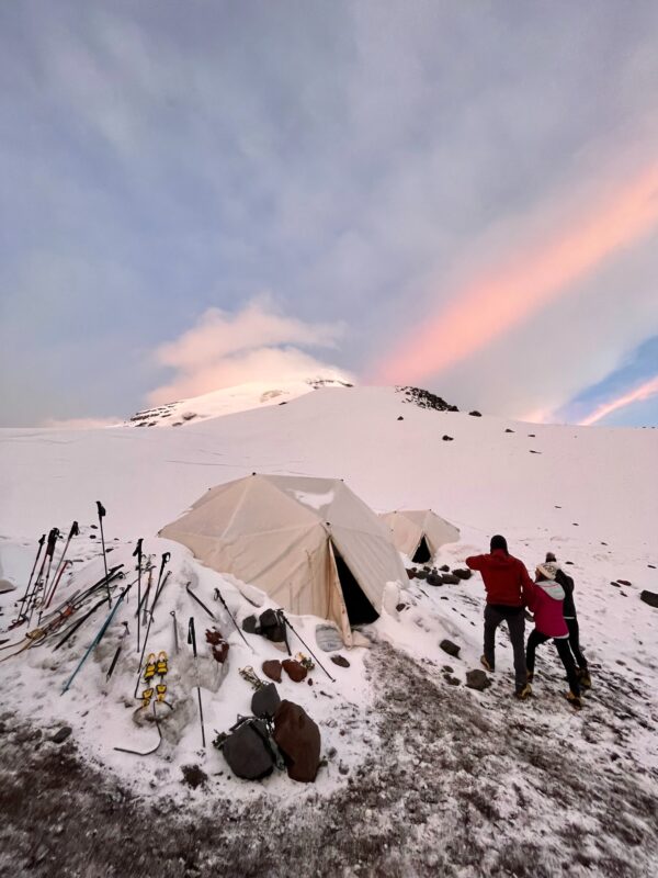 Alpinismo Equinoccial de los Altos Andes
