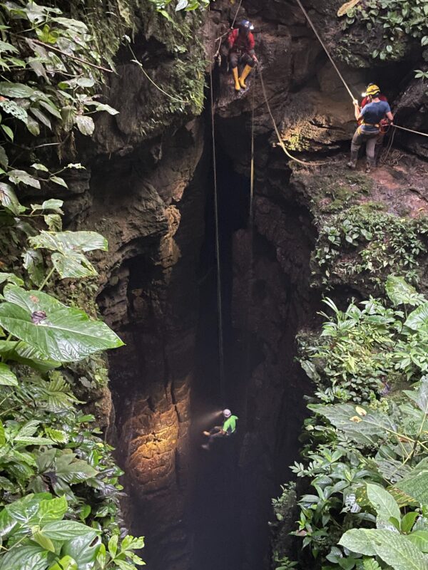 Expedición a la Cueva de los Tayos - Imagen 3